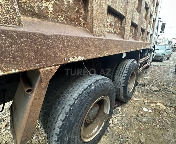 HOWO Sinotruk 2014, 250,000 km - 10.0 l - Bakı