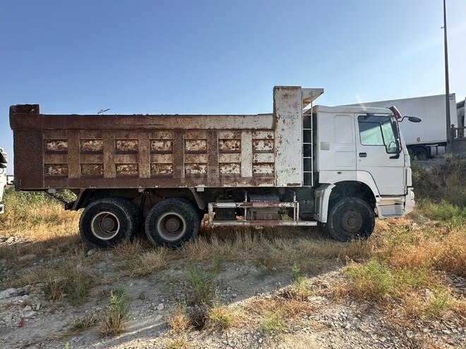 HOWO Sinotruk 2014, 250,000 km - 10.0 l - Bakı