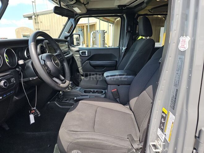 Jeep Wrangler-7