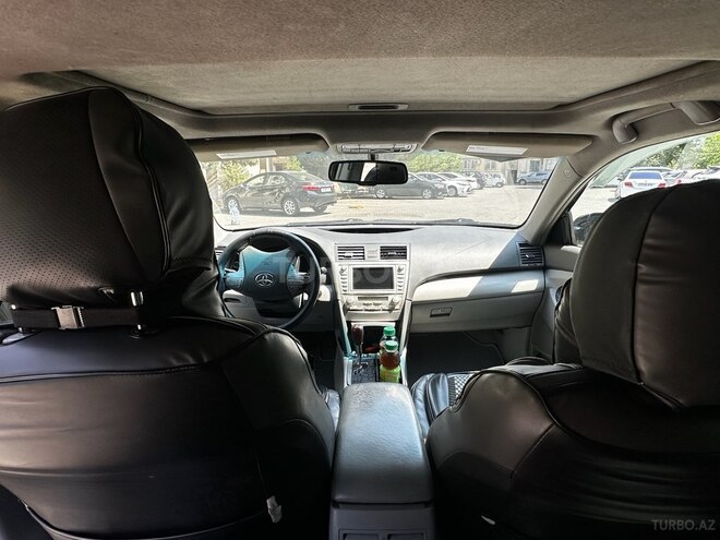 Toyota Camry-5