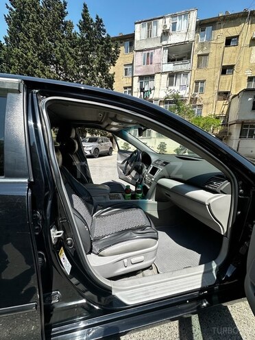 Toyota Camry-7