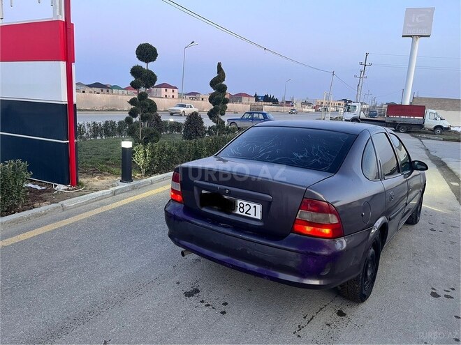 Opel Vectra 1996, 438,000 km - 1.8 l - Bakı