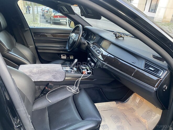 BMW 740 2009, 298,000 km - 3.0 l - Bakı