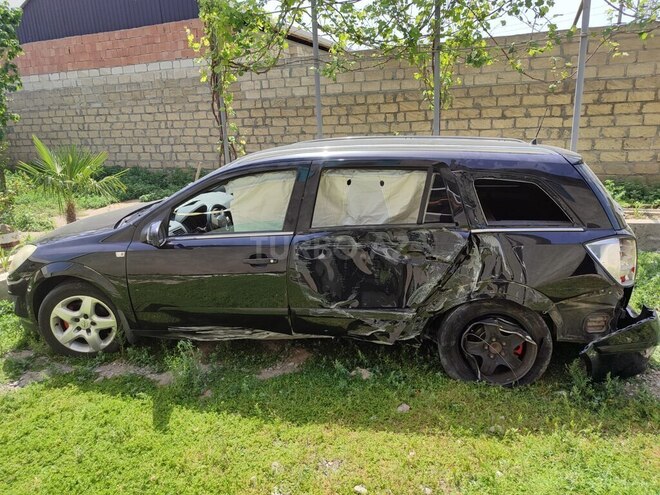Opel Astra 2007, 260,000 km - 1.3 л - Ucar