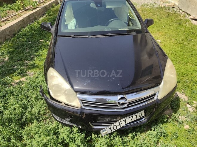 Opel Astra 2007, 260,000 km - 1.3 л - Ucar