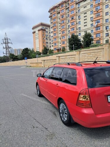 Toyota Corolla 2006, 286,565 km - 1.4 l - Bakı