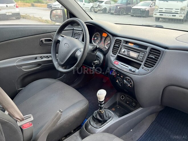 Kia Rio 2005, 285,000 km - 1.4 l - Bakı