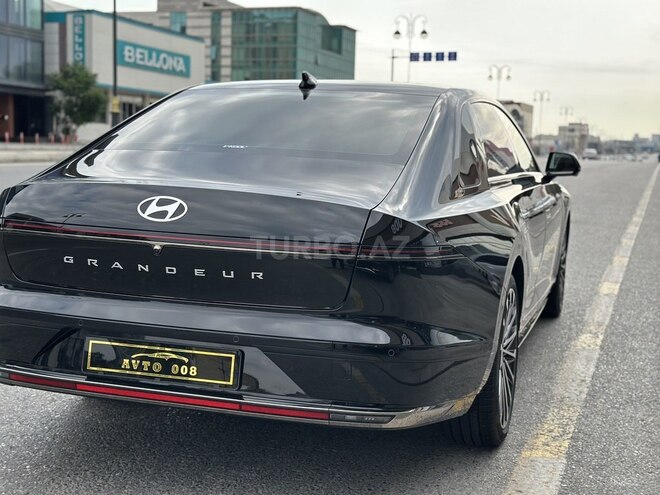 Hyundai Grandeur-10