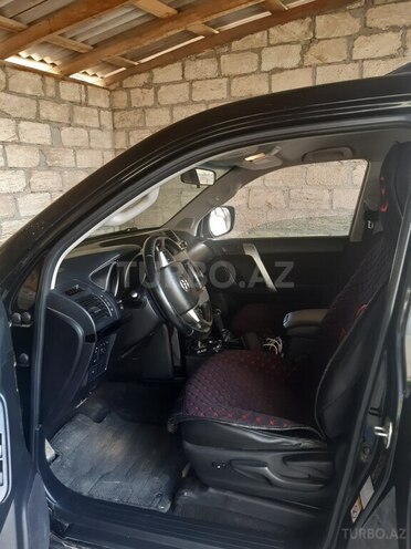 Toyota Land Cruiser Prado-2