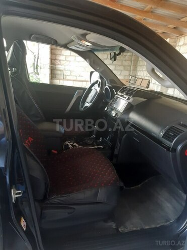 Toyota Land Cruiser Prado-3