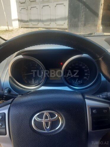 Toyota Land Cruiser Prado-7