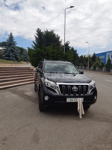 Toyota Land Cruiser Prado-1