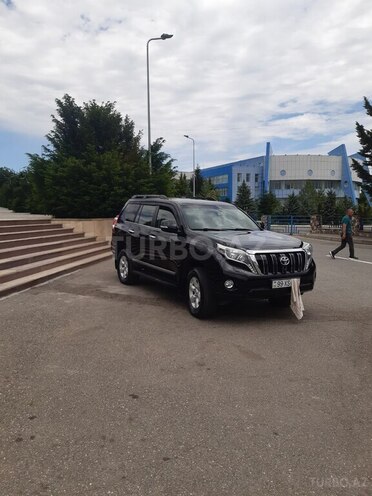 Toyota Land Cruiser Prado-10