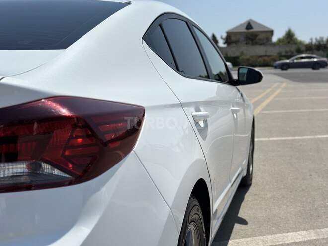 Hyundai Elantra 2019, 172,000 km - 2.0 l - Bakı