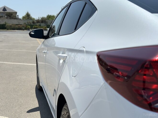 Hyundai Elantra 2019, 172,000 km - 2.0 l - Bakı