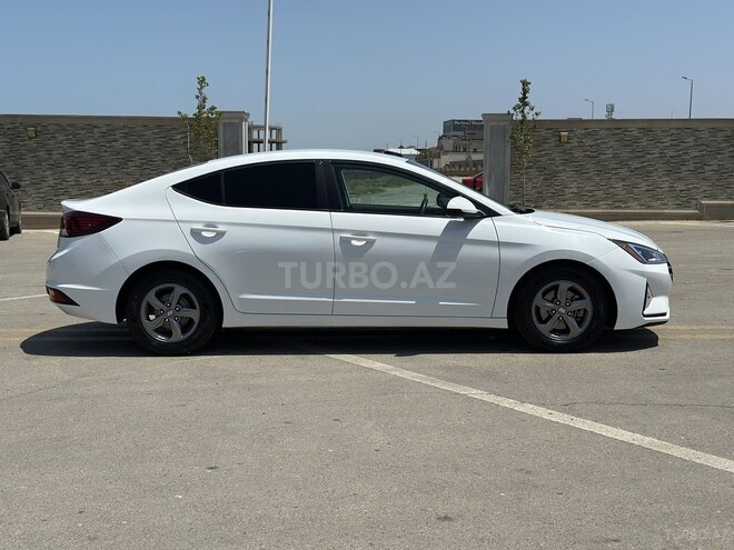 Hyundai Elantra 2019, 172,000 km - 2.0 l - Bakı