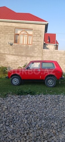 LADA (VAZ) Niva 1996, 300,000 km - 1.7 l - Quba
