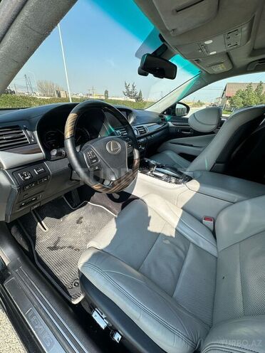 Lexus LS 600h-6