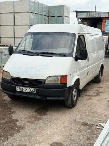 Ford Transit-3