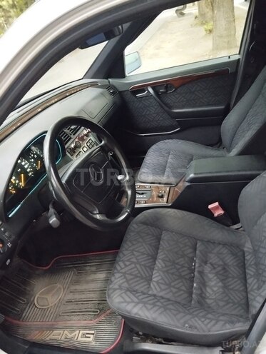 Mercedes C 220 1995, 287,452 km - 2.2 l - Mingəçevir