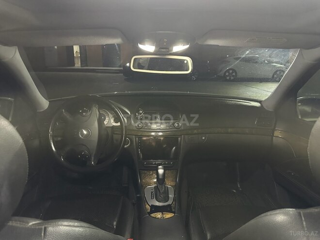 Mercedes E 220 d 2005, 333,000 km - 2.2 л - Bakı