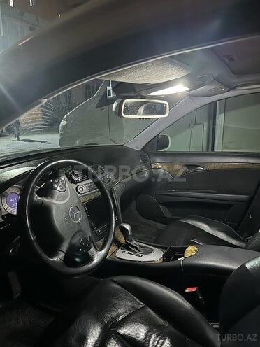 Mercedes E 220 d 2005, 333,000 km - 2.2 л - Bakı