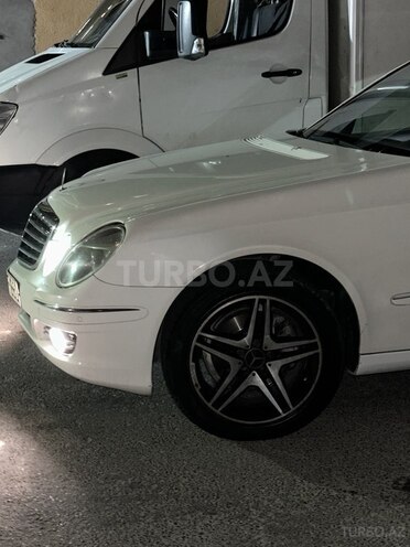Mercedes E 220 d 2005, 333,000 km - 2.2 л - Bakı