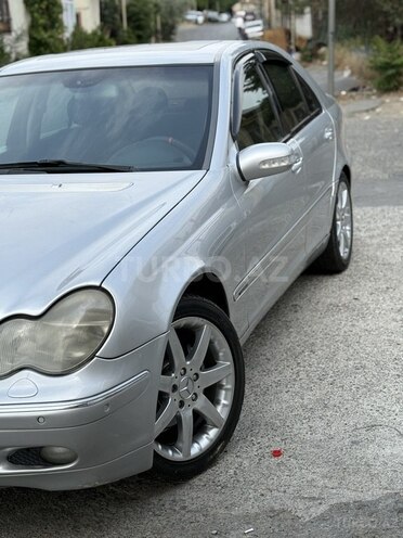 Mercedes C 220 d 2000, 311,131 km - 2.2 l - Bakı