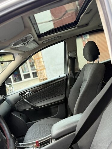 Mercedes C 220 d 2000, 311,131 km - 2.2 l - Bakı