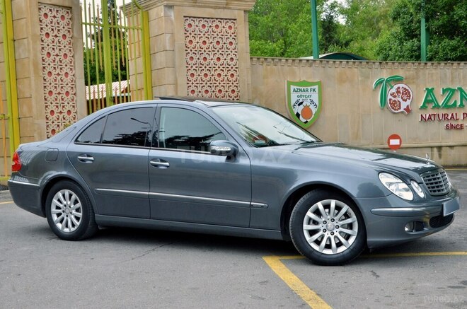 Mercedes E 220 d 2006, 355,000 km - 2.2 l - Bakı