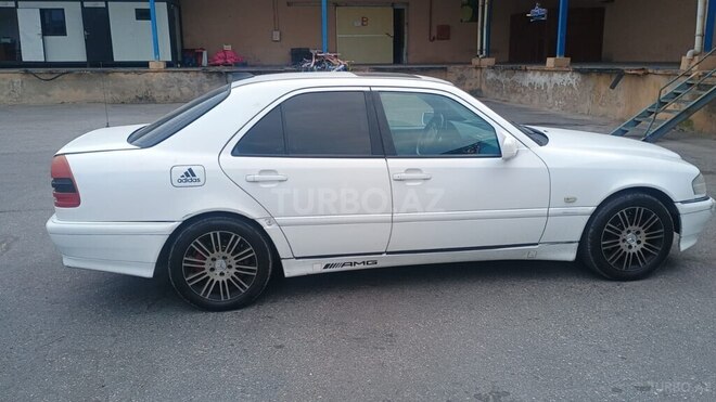 Mercedes C 240 1998, 300,000 km - 2.5 л - Bakı