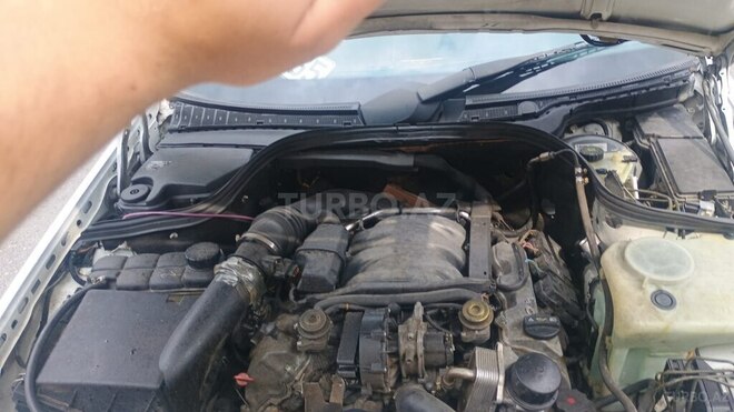 Mercedes C 240 1998, 300,000 km - 2.5 л - Bakı