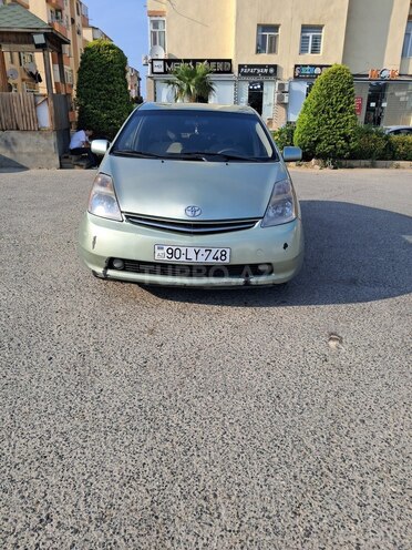 Toyota Prius-1
