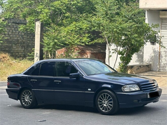 Mercedes C 240 1999, 2,142,555 km - 2.4 l - Bakı