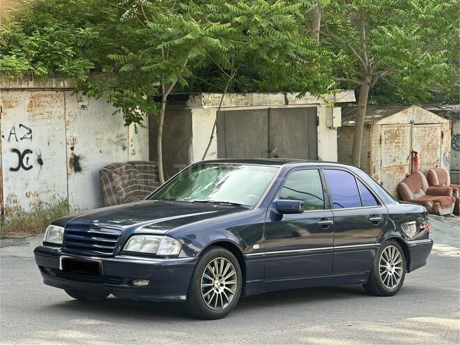 Mercedes C 240 1999, 2,142,555 km - 2.4 l - Bakı