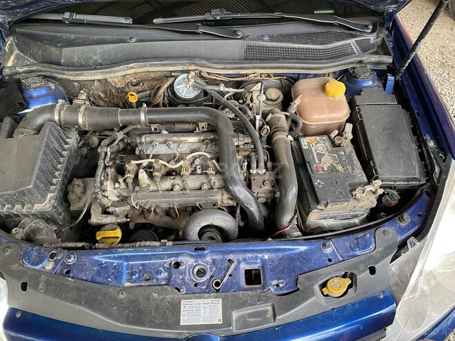 Opel Astra 2005, 448,000 km - 1.3 l - Füzuli