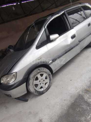 Opel Zafira 2001, 220,000 km - 1.8 l - Göyçay