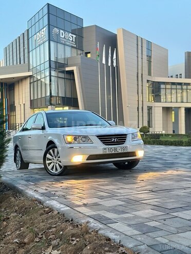Hyundai Sonata-1