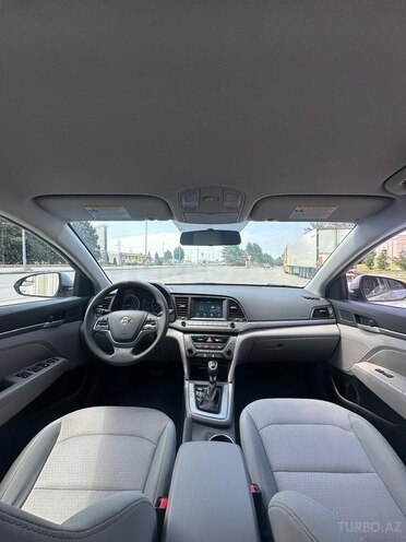 Hyundai Elantra 2016, 135,185 km - 2.0 л - Gəncə