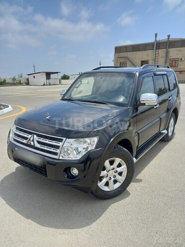Mitsubishi Pajero 2011, 190,000 km - 3.5 l - Bakı