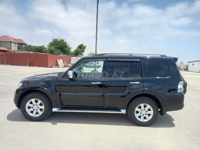Mitsubishi Pajero 2011, 190,000 km - 3.5 l - Bakı