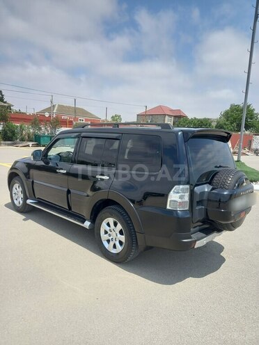 Mitsubishi Pajero 2011, 190,000 km - 3.5 l - Bakı
