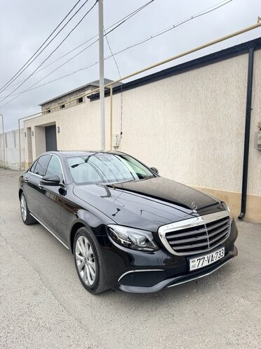 Mercedes E 220 d 4MATIC 2017, 195,000 km - 2.0 л - Bakı