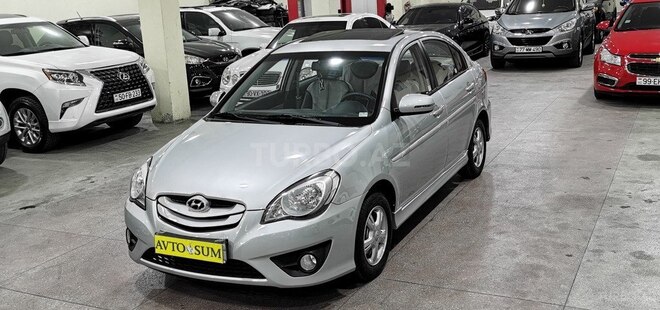 Hyundai Accent-9