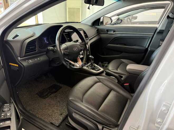 Hyundai Elantra 2018, 127,500 km - 1.6 l - Bakı