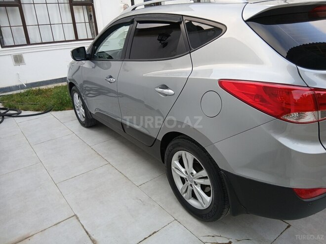 Hyundai ix35 2010, 210,000 km - 2.0 l - Bakı