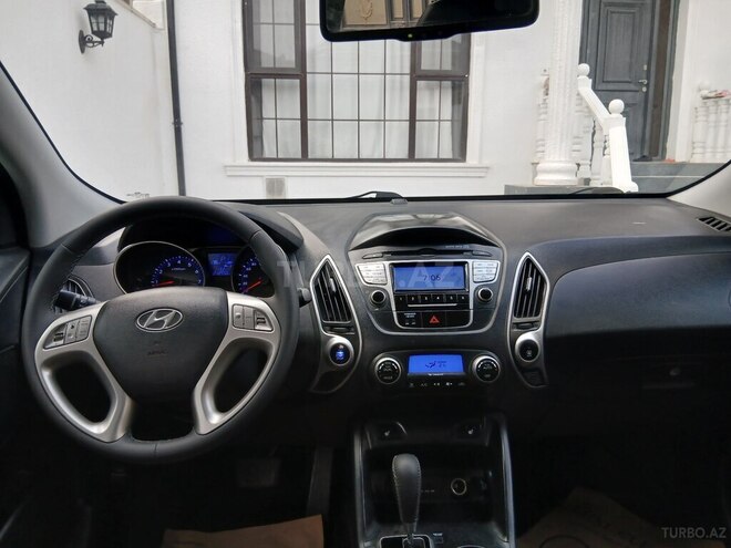Hyundai ix35 2010, 210,000 km - 2.0 l - Bakı