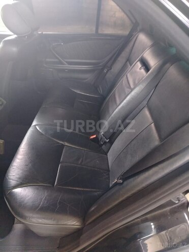 Mercedes E 200 2001, 320,000 km - 2.0 л - Bakı
