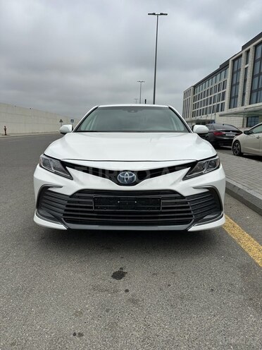 Toyota Camry-1