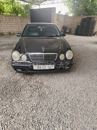 Mercedes E 200 2001, 320,000 km - 2.0 л - Bakı